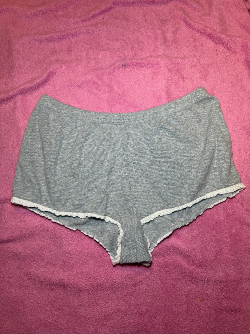 Brandy Melville Light Gray Ribbed Lace-Trim Lounge Shorts